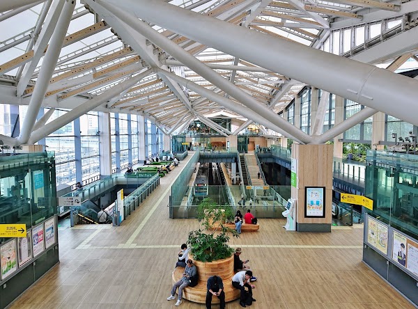 Takanawa Gateway Station 5