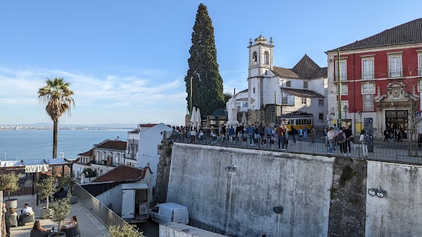 Miradouro das Portas do Sol 3