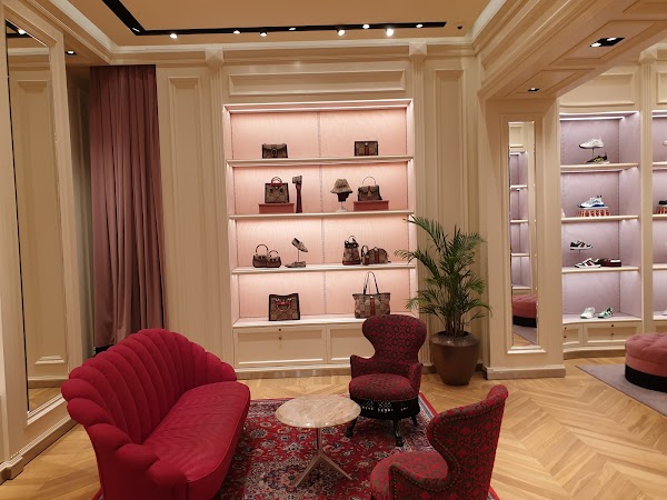 GUCCI Lotte Seoul Store 4