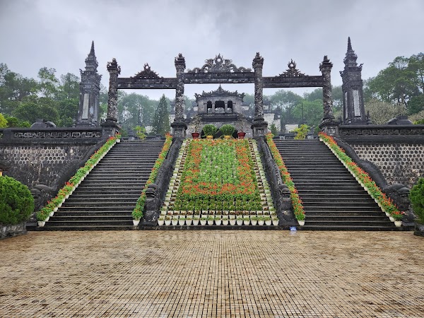 Mausoleum of Emperor Khai Dinh 3