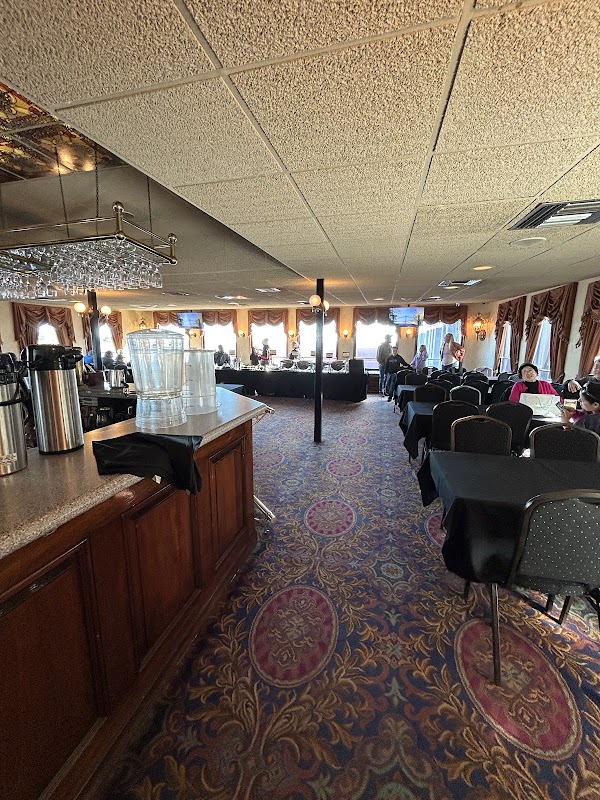 Paddlewheeler Creole Queen 5