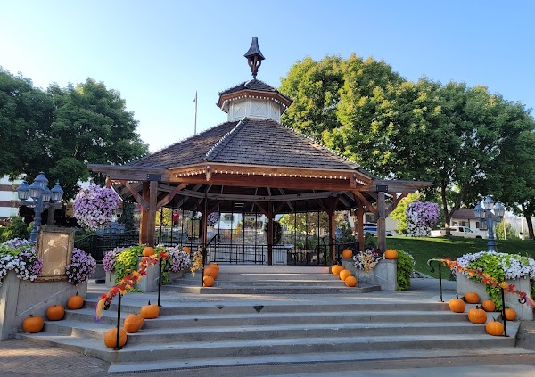 Front Street Park