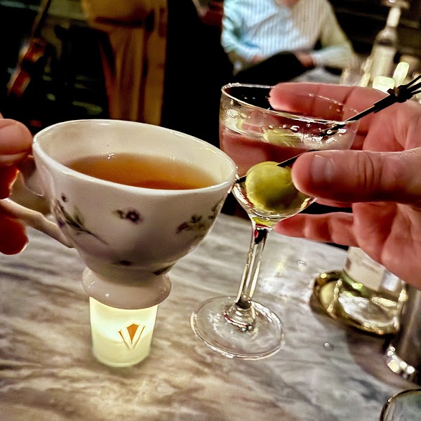 Valentyne Restaurant & Club 2