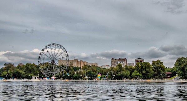 Ferris wheel