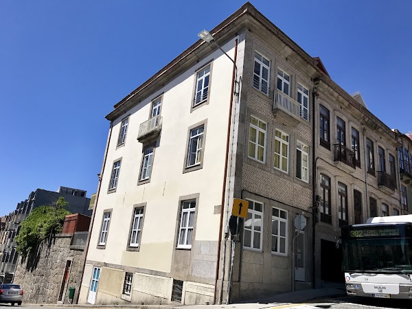 Urban Garden Porto Central Hostel