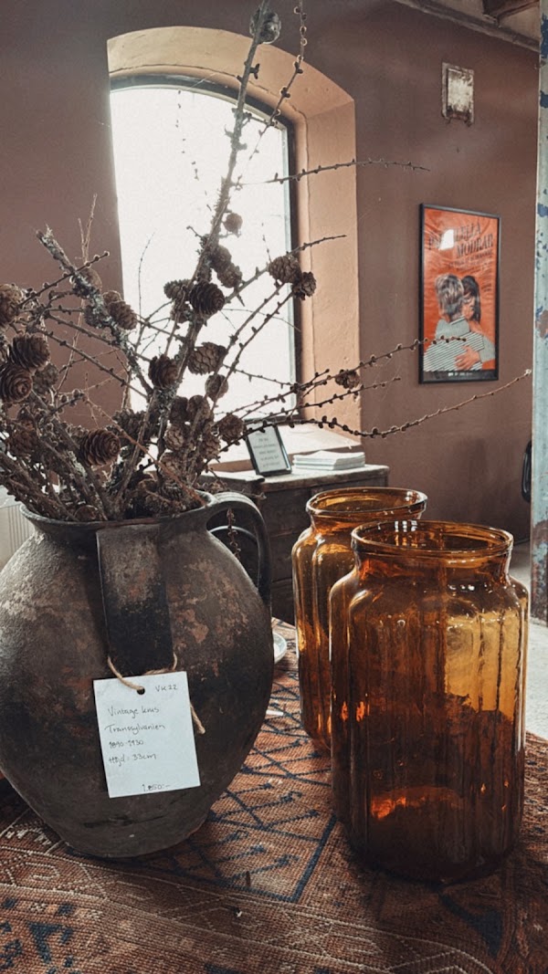 Vaner Atelier Flowers and vintage 3