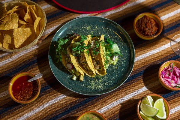 La Fugitiva Taco Bar 5