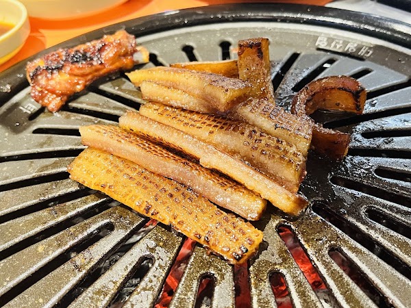 김금자숯불갈비대연점 3