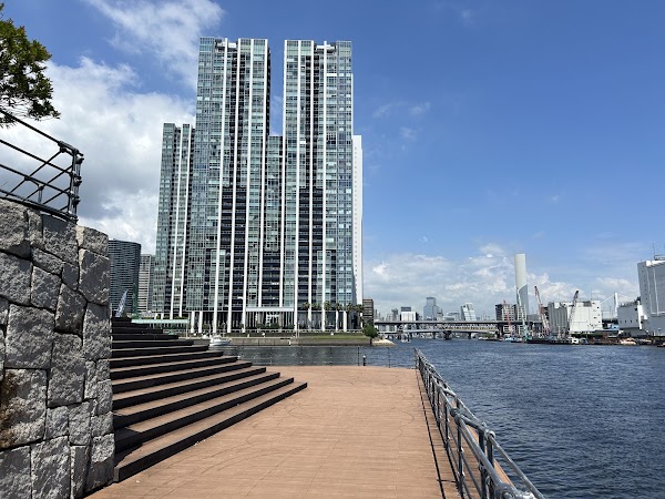 Tennōzu Isle Waterfront Plaza 5