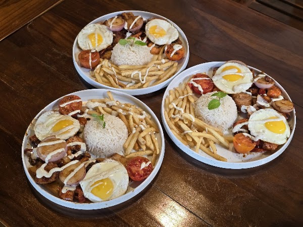 Roobinzz Cafe and Restaurant 5