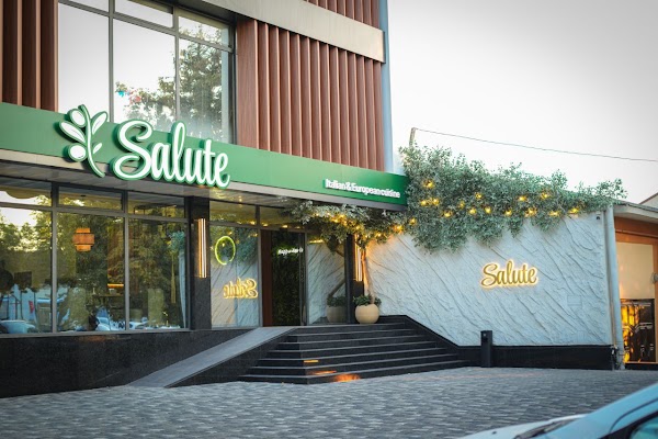 Salute cafe