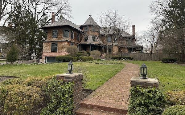 The Home Alone House 5