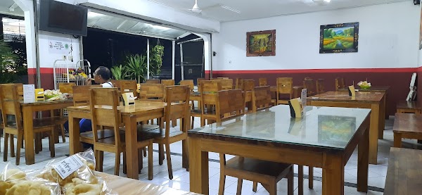 Ayam Betutu Ibu Nia Renon Denpasar