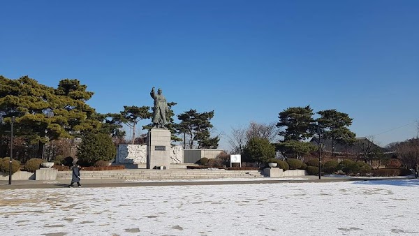 Namsan Mountain Park 3