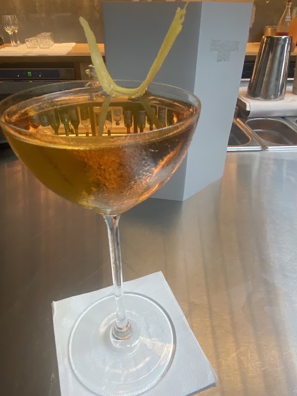 Benelux Bar 2