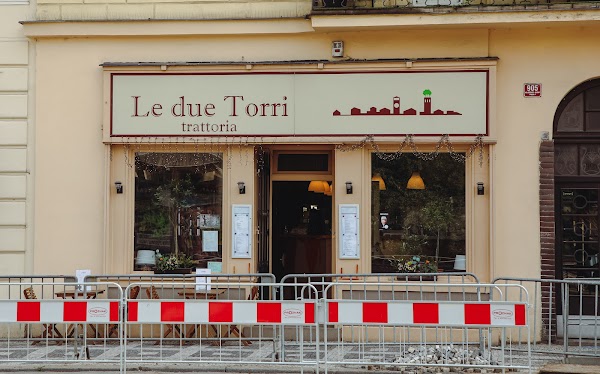 Le due torri italian restaurant bar and shop 4