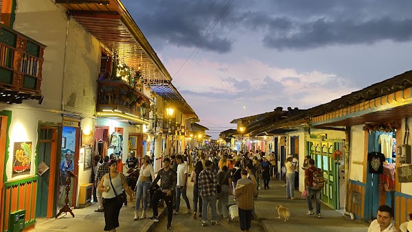 Calle Real 4