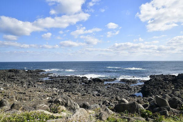 Black Sand Beach 5