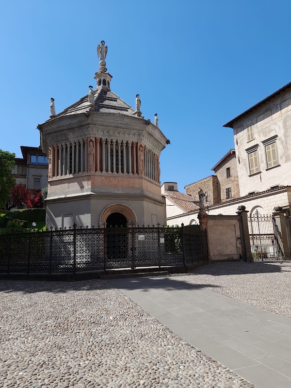 Via Sant'Alessandro 5