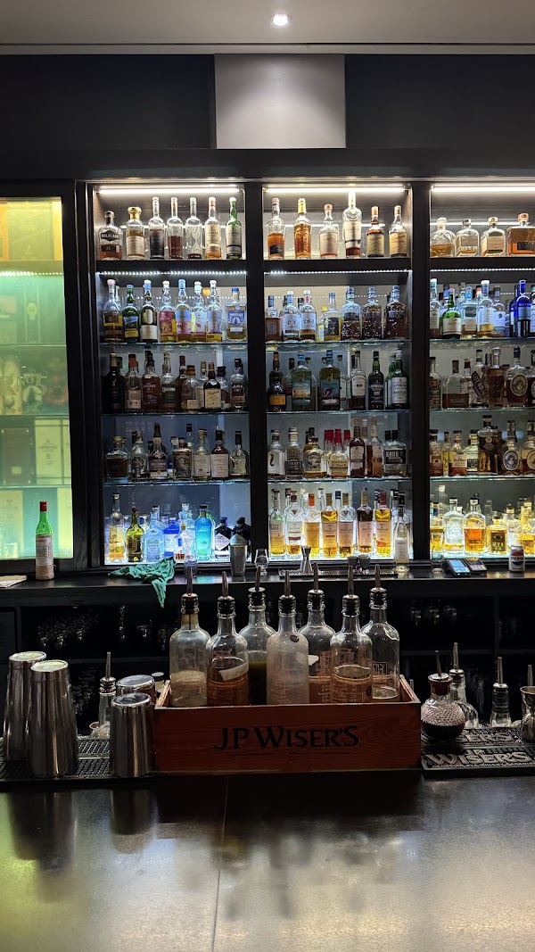 Char No.5 Whisky & Cocktail Lounge 4