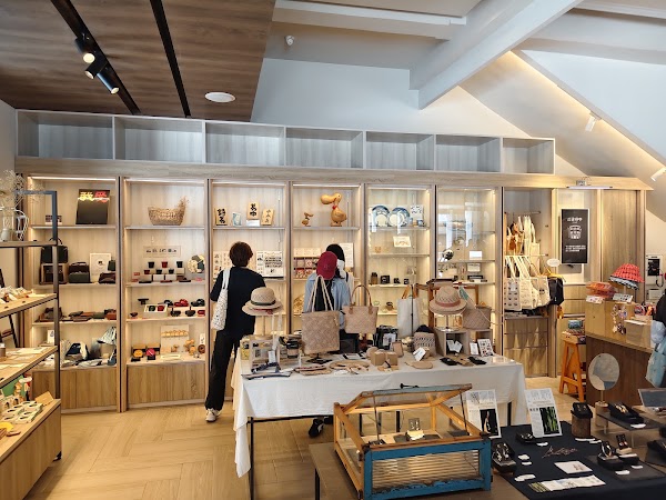 Central Bookstore 5