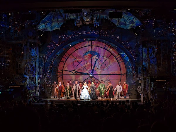 Apollo Victoria Theatre 4