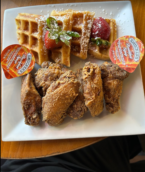 B Sweet Bistro & Bakery 5