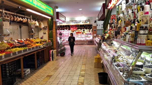 Bretxa Public Market 3