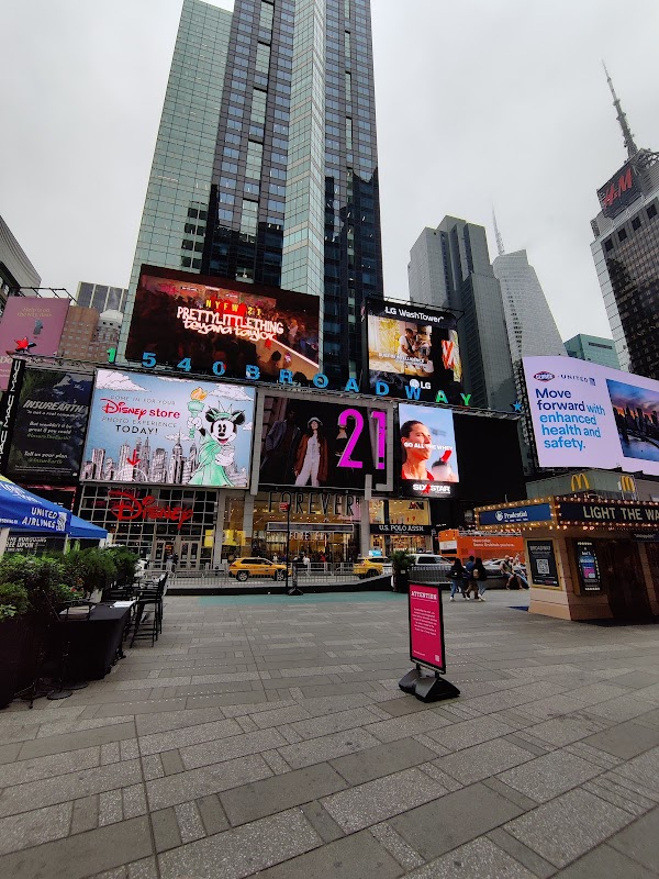Times Square 4