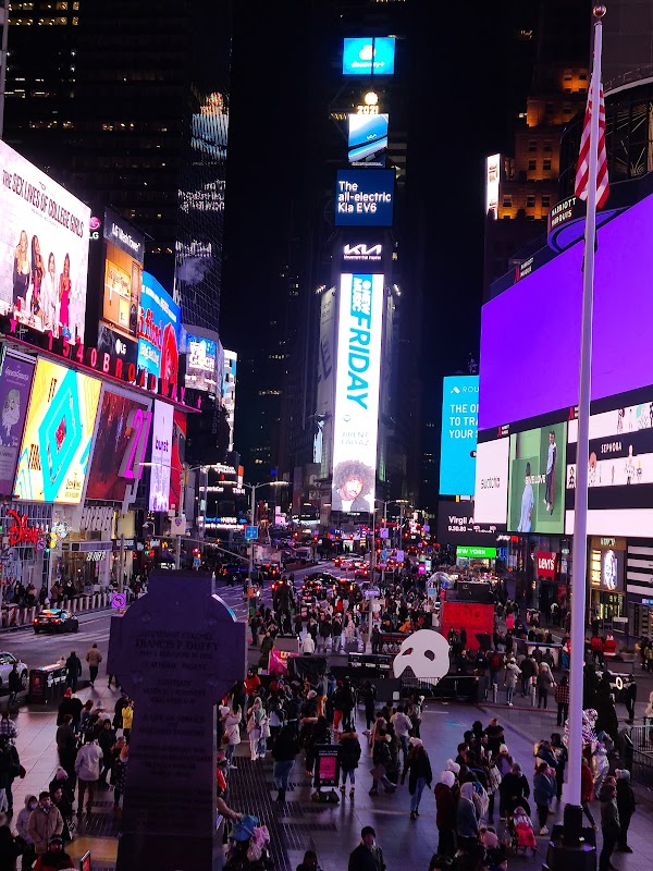 Times Square 3