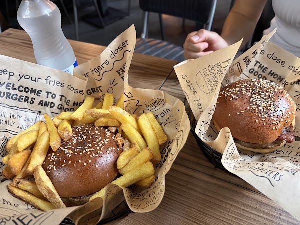 Holy Cow! Gourmet Burger Co. ZÜRICH ZÄHRINGERSTRASSE 4