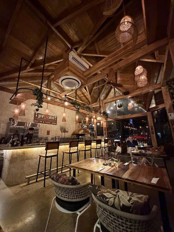 Pronto Piccola Italia | Italian Restaurant 2
