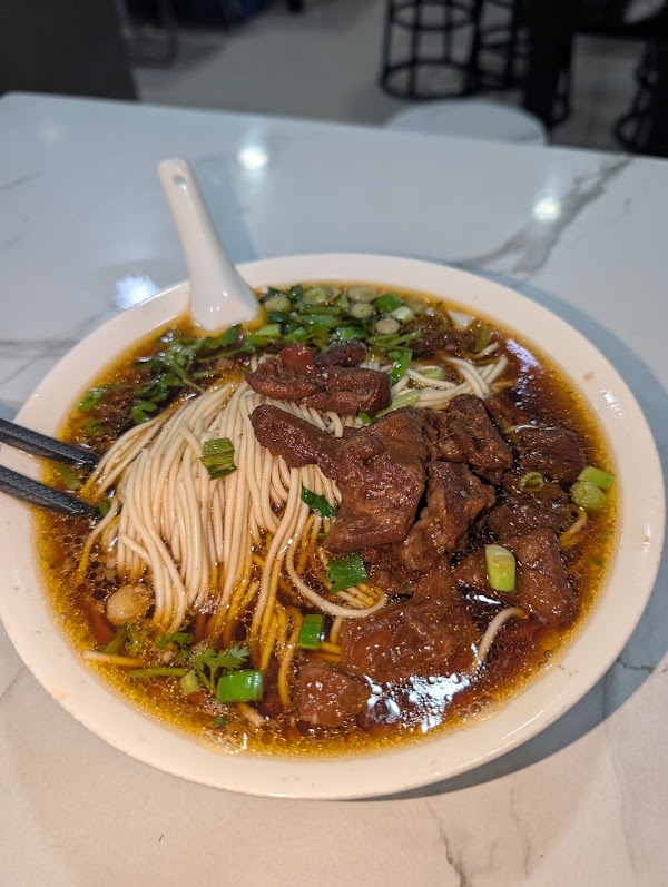 Lanzhou Muslim Traditional Beef Stretched Noodles 5