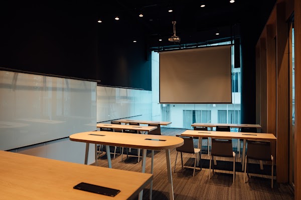 ONTRACK CAMPUS - W DISTRICT 3