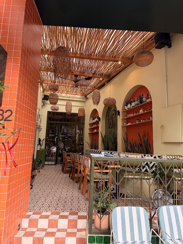 La Lola Saigon 5