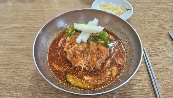 손영환 비빔국수 본점 4