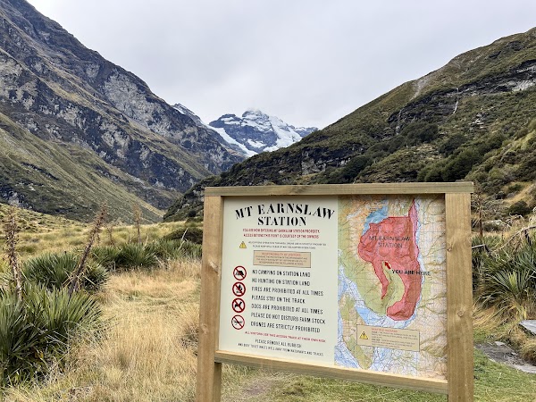 Earnslaw Burn Track Parking 5