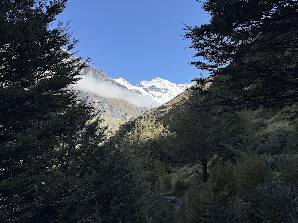 Earnslaw Burn Track Parking 3