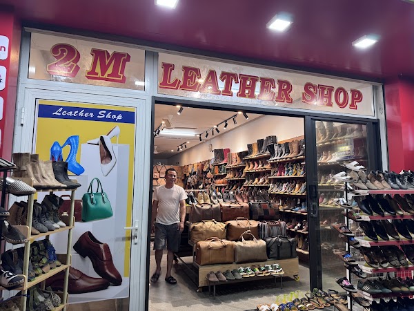 2M leather shop, hoi an 1