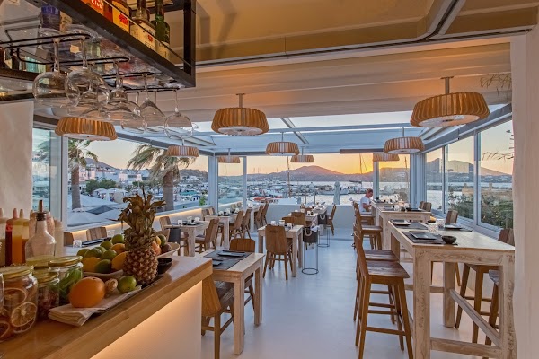 Axinos Seafood Restaurant 2
