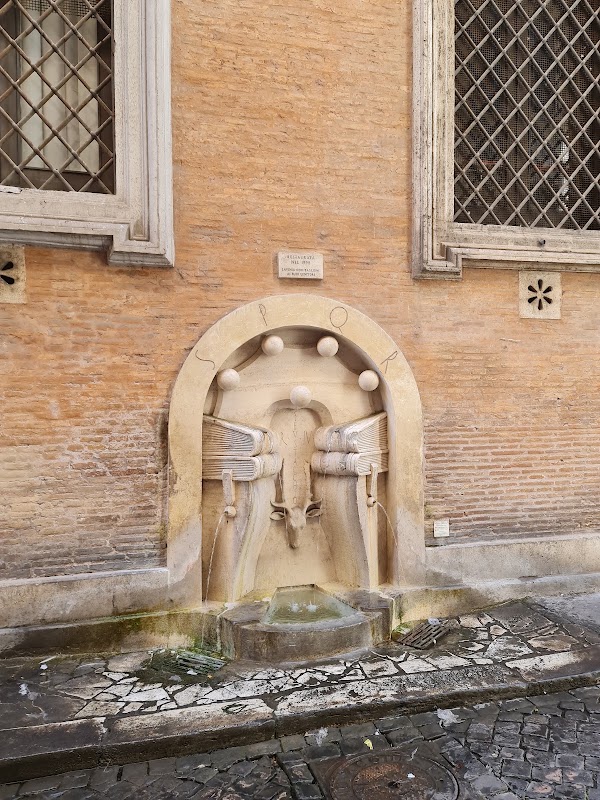Fountain of the Books 3