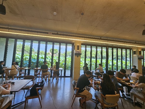 Archive cafe Yangleem & Humanitas 2