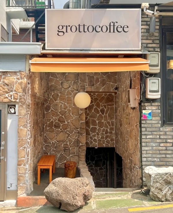 grotto coffee