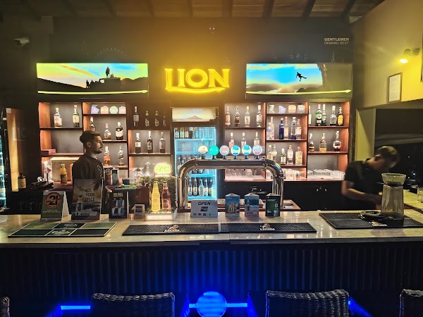 Slightly Chilled Lounge, Sports Bar & Restaurant 5