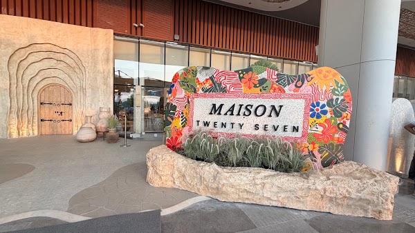 Maison Twenty Seven by Bastian