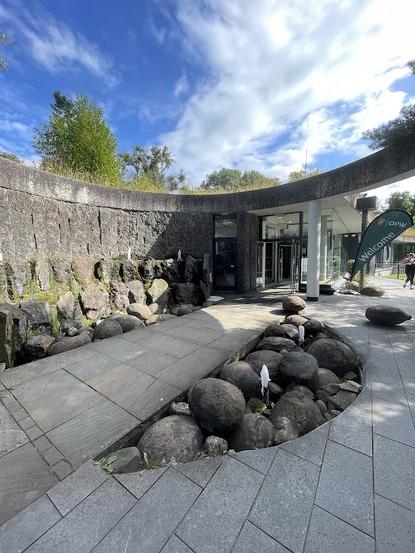 Brú na Bóinne Visitor Centre Newgrange and Knowth 3