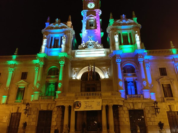 Plaça de l'Ajuntament 3