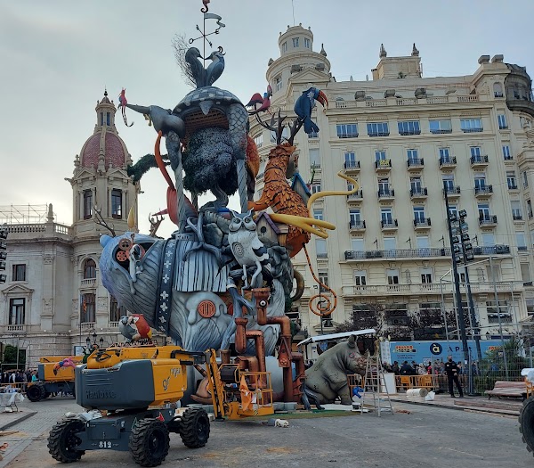 Plaça de l'Ajuntament 2
