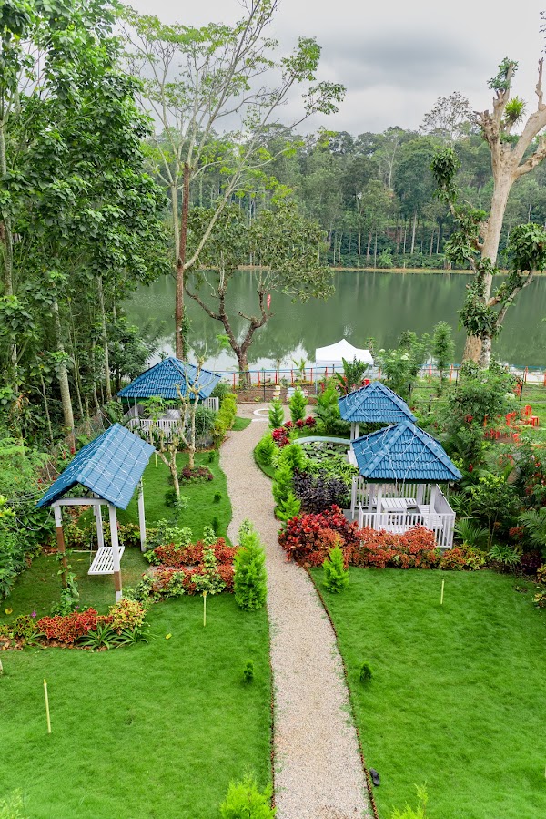 Carpe Diem Backwaters