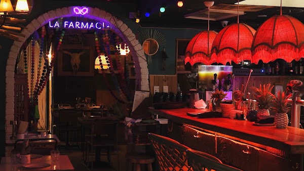 La Farmacia Sydney 1
